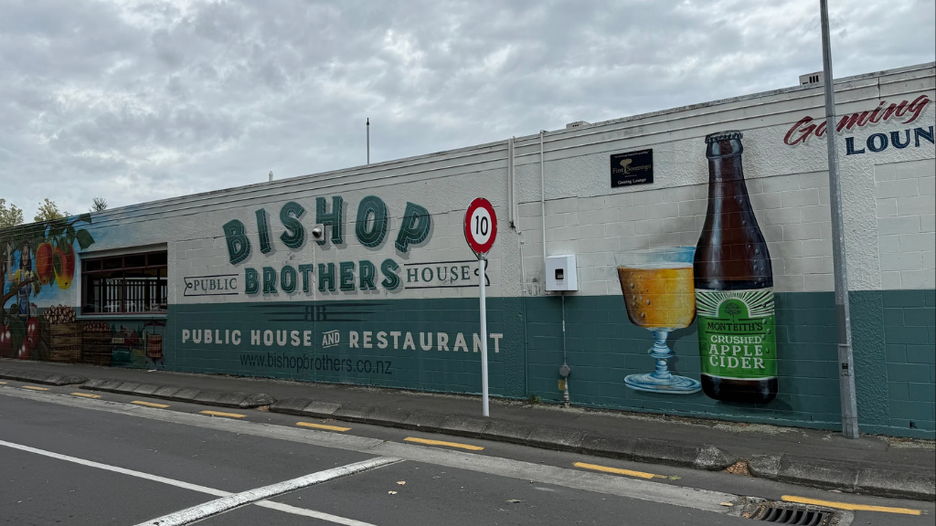 Bishop Brothers Public House – Bishopdale