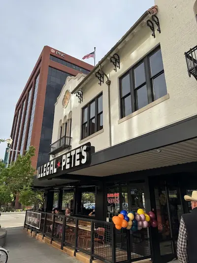Illegal Pete's