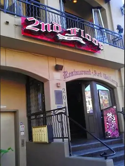 2nd Floor Gallery Bar & Grill