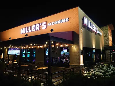 Miller's Ale House – Schaumburg (N Meacham Rd)