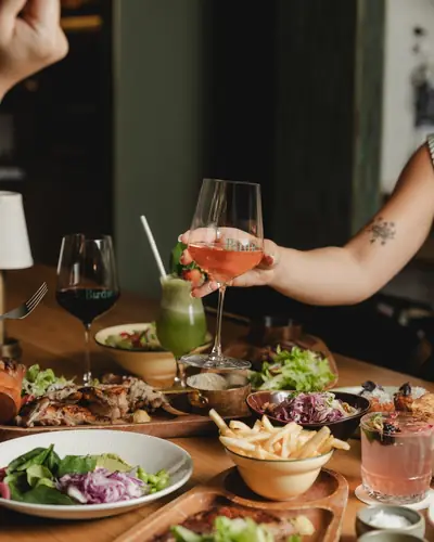 Birdie Bar & Brasserie