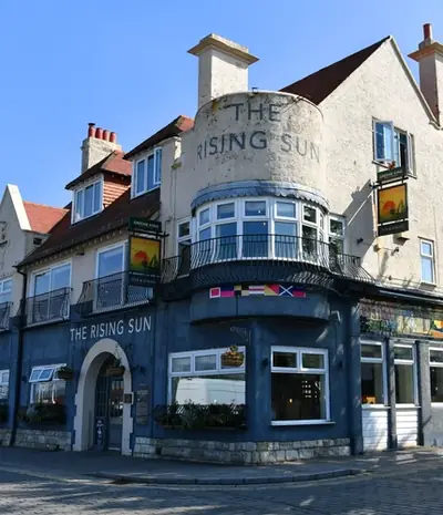 The Rising Sun, Warsash