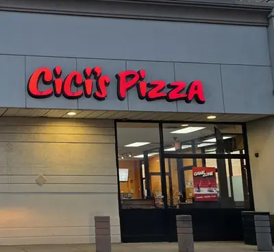 Cicis Pizza