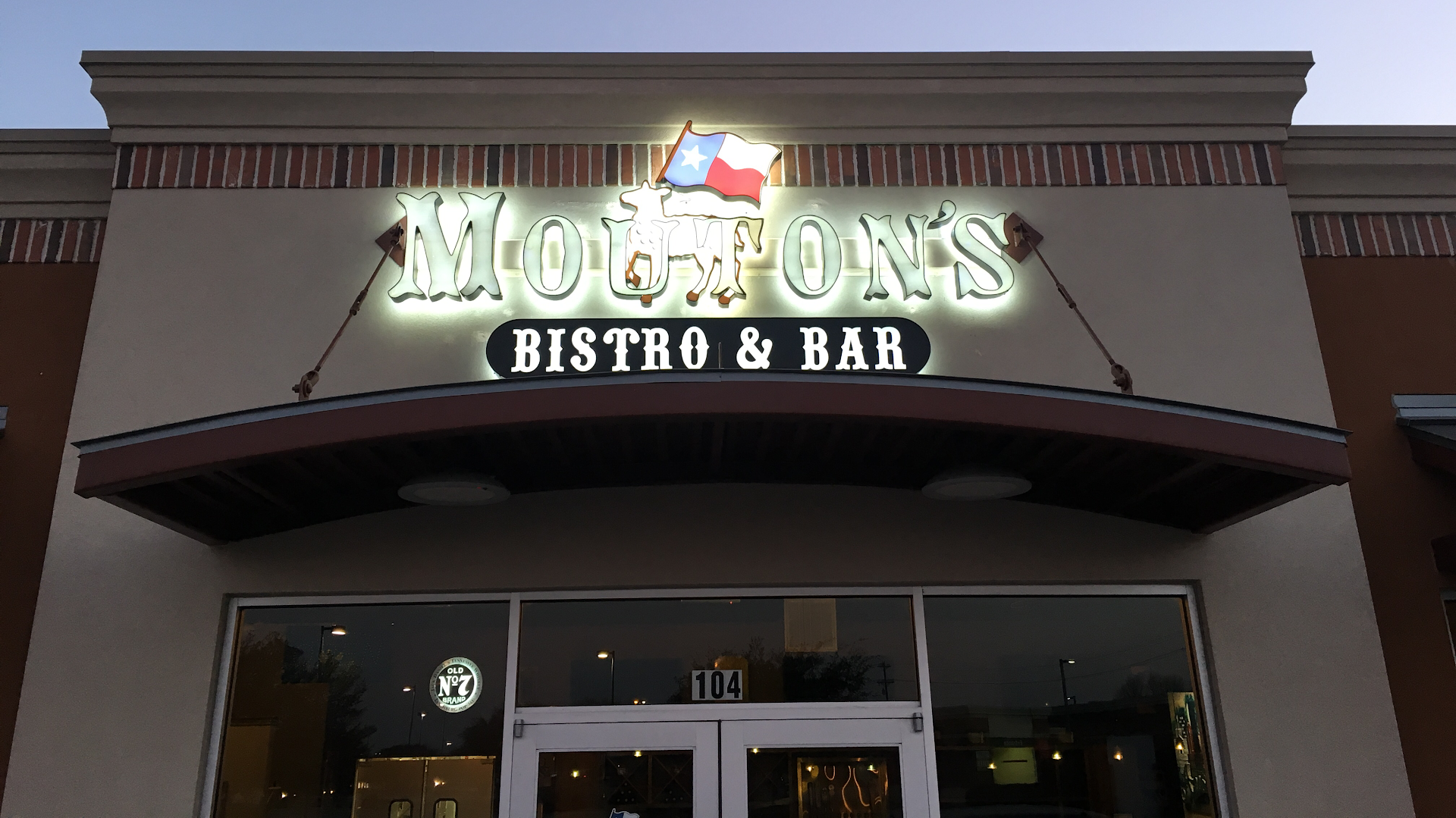 Mouton's Bistro