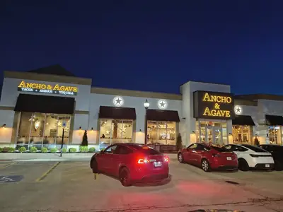 Agavero Grill & Cantina