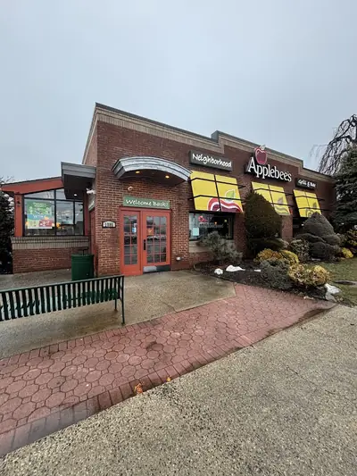 Applebee's – New Hyde Park