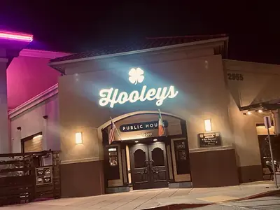 Hooley's Public House